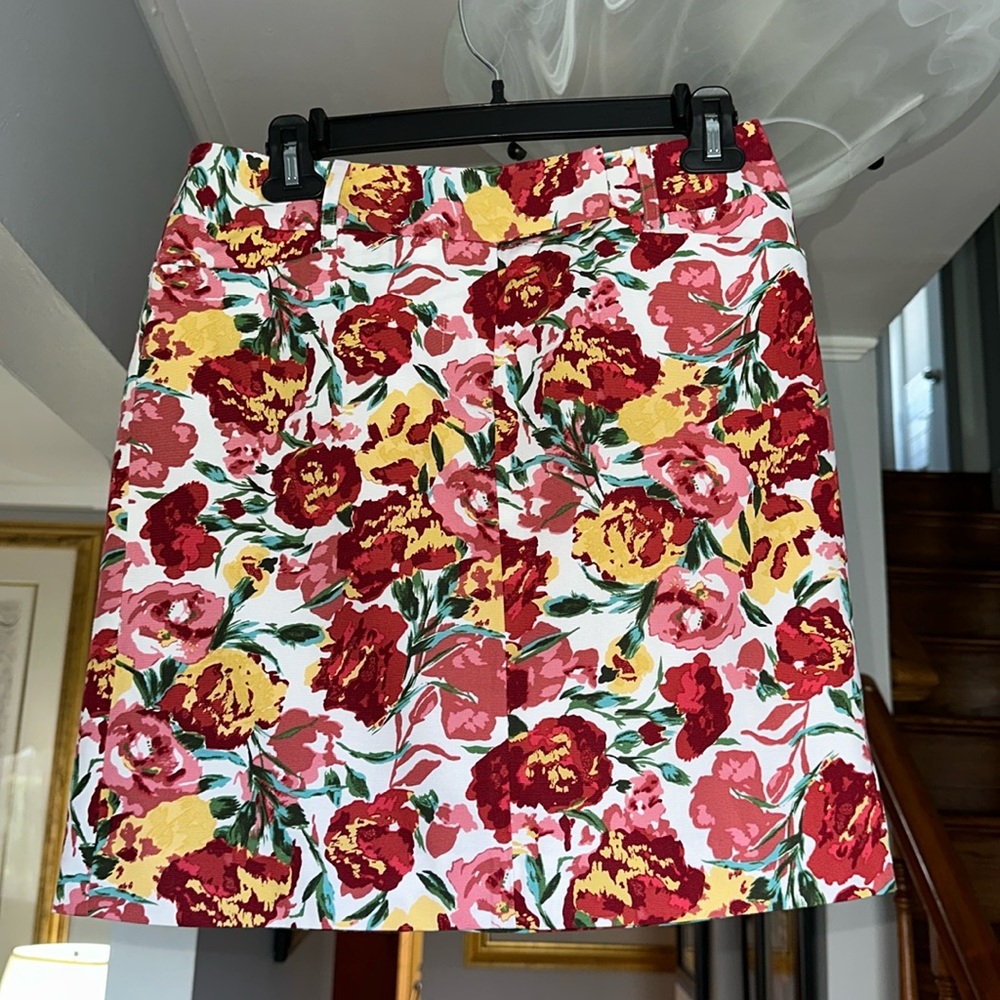🌺 NWT LOFT Floral Pencil Skirt Sz 2